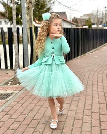 Women's Sneakers and athletic shoes: Cena 4800din
Br36-40
Skrivena peta 9cm — 8