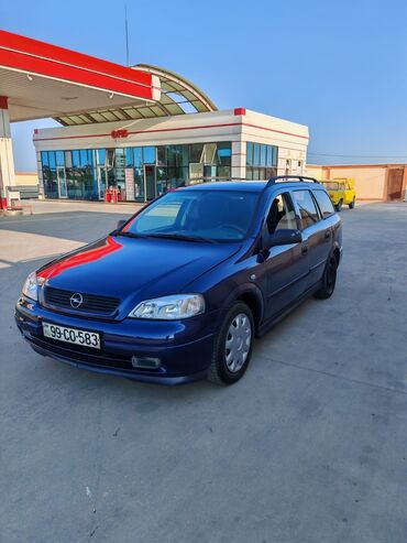 Opel Astra: 1.6 l | 1998 il 295000 km Universal