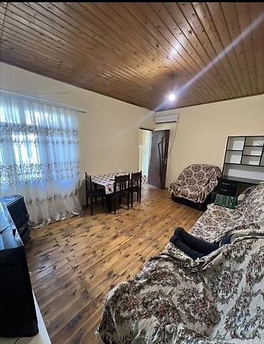 əmircanda: 2 otaqlı ev – mətbəx və yataq otağı ilə. Evde həə sarayet var kancaner — 5