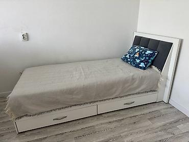 bed sheets: Продам кровать-есть 3шт, 200-90см, с ящиками и матрацем. Цена указана — 1