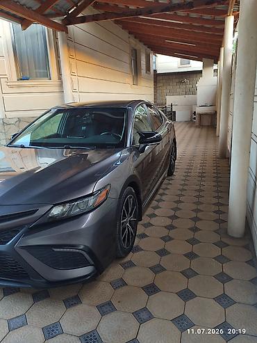 Toyota: Toyota Camry: 2022 г., 2.5 л, Автомат, Бензин, Седан — 3