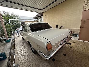 эшик б у: ГАЗ 24 Volga: 1988 г., 2.4 л, Кол менен иштөөчү, Бензин, Седан — 8