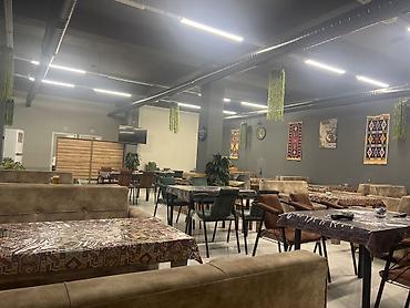 dayə işi 2023: Ofisiant tələb olunur, Restoran, Gündəlik ödəniş, 18-29 yaş, 1-2 illik təcrübə — 1