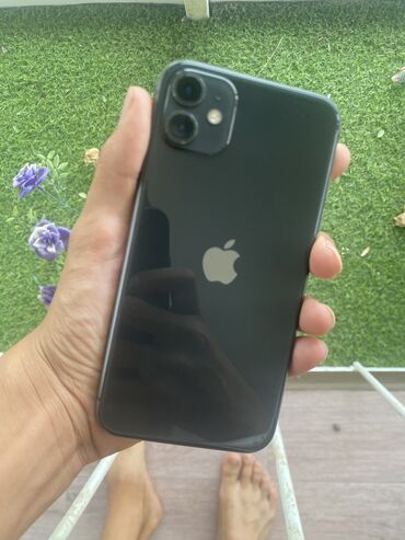 экран ноутбук: IPhone 11, Б/у, 128 ГБ, Black Titanium, Чехол, 71 %