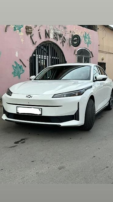 i̇kinci el: Changan Qiyuan A05: 1.5 l | 2025 il 29000 km Sedan — 6