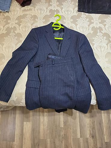kirayə kostyumlar: Kostyum yeni kimidir.1.70-1.75 boy 75-80 kq çəkidəki bəylər üçün yaxşı — 1