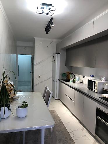 2 8: 3 комнаты, 93 м², 7 мкр Элитка, 3 этаж, Дизайнерский ремонт — 6