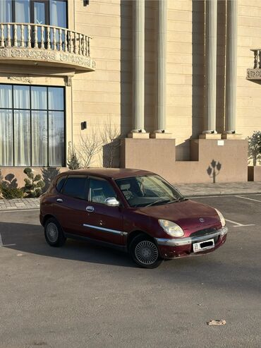 Toyota: Toyota Дуэт: 2000 г., 1 л, Автомат, Бензин, Хэтчбэк — 4