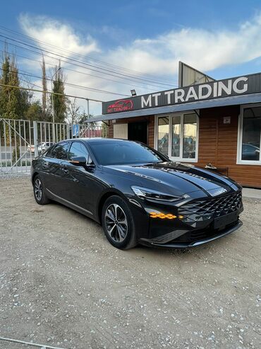 срочно продам авто в связи с переездом: Kia : 2021 г., 1.6 л, Гибрид, Седан