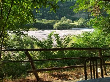 Kommersiya daşınmaz əmlakının satışı: Qusar şəhərində(200 sot) Şahdağa gedən yolun Qusar çayının sol — 8