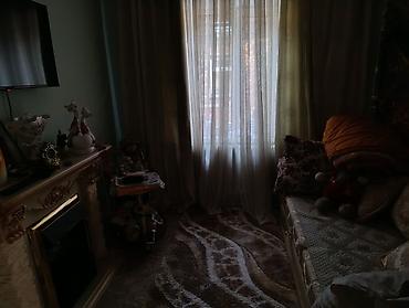 Продажа коттеджей и домов: Продаётся жилой дом с благоустроенным двором. Описание: - Одноэтажный — 16