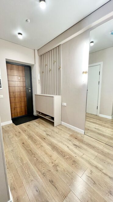 Продажа квартир: 2 комнаты, 60 м², Элитка, 3 этаж, Евроремонт