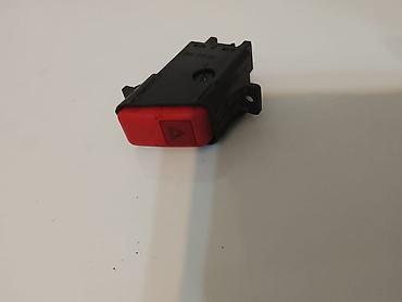 arxa panel: Avtomobil avariya siqnalı düyməsi (hazard switch) Chevrolet averenni — 3