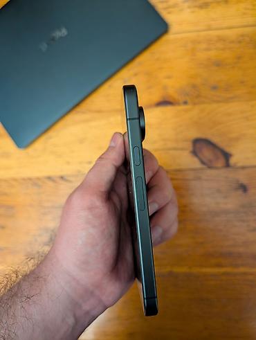 google pixel 10: Google Pixel 10, Б/у, 128 ГБ, цвет - Черный, eSIM — 4