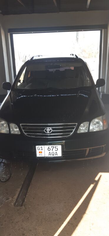 Продажа авто: Toyota Ipsum: 1998 г., 2 л, Автомат, Бензин, Минивэн