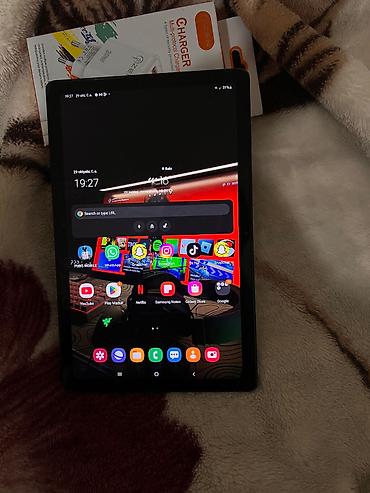 Samsung: Heçbir problemi yoxdu Donma yoxdu zaretqa süper saxlıyır adapdır var — 12