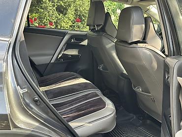 Продажа авто: Toyota RAV4: 2017 г., 2.5 л, Бензин, Кроссовер — 10