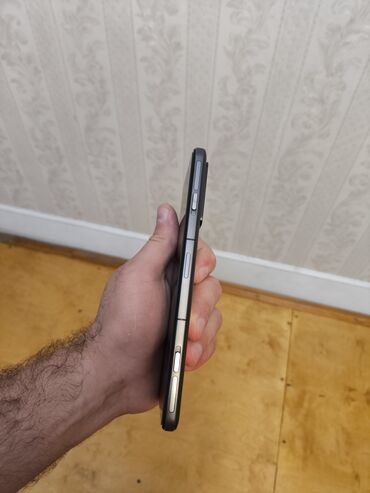 экран для телефона fly fs 501: Gamer Poco F4 GT 12 ram 256 GB İdeal Vezyetde Hecbir Problemi Yoxdur