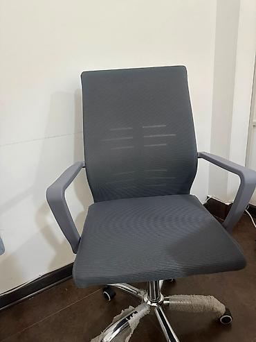 ucuz ofis kreslolari: İşlənmiş, Təkərli, Qolları tənzimlənmir, Parça — 5