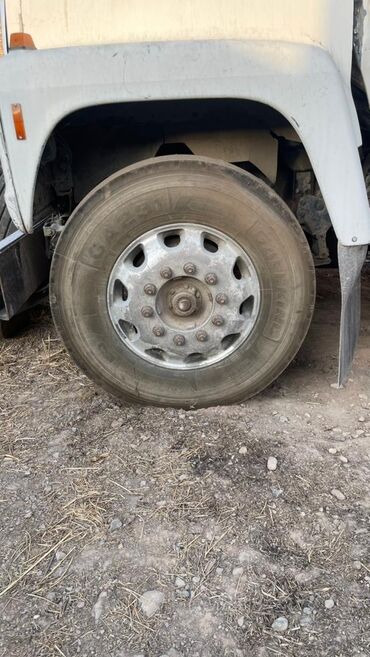 Шины: Продается фура на запчасти, двигатель cat3406EC15, КПП Эатон 13 — 8