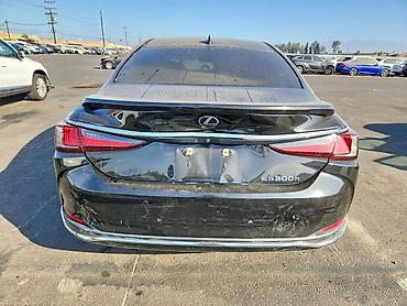 inter: Lexus ES: 2020 г., 2.5 л, Автомат, Гибрид — 6