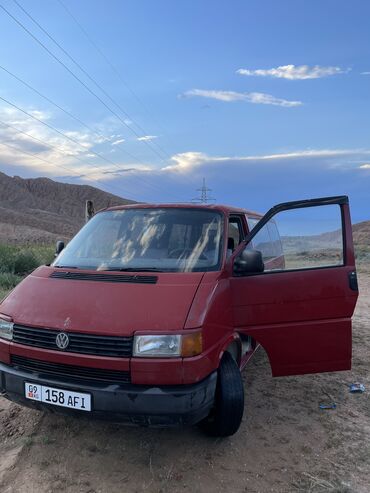 Volkswagen: Volkswagen Transporter: 1992 г., 2 л, Механика, Бензин, Фургон