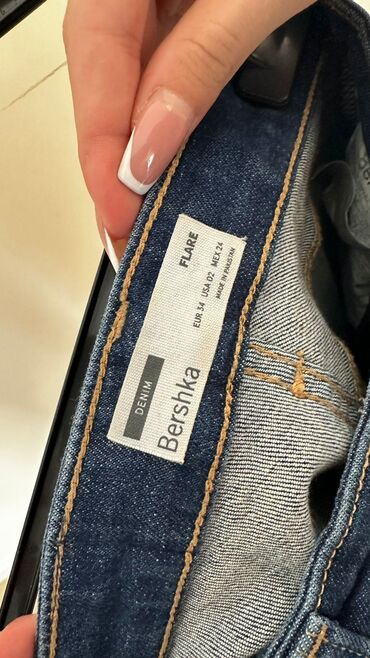 Paltolar: Cinslər, Bershka, XS (EU 34), rəng - Mavi
