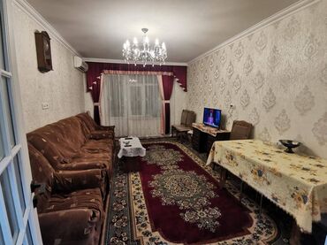 Uzunmüddətli kirayə mənzillər: Nizami r-nu Xalqlar Dostluğu Metrosu Babək prosp 3 otaq. Mərtəbə 5/1 — 1