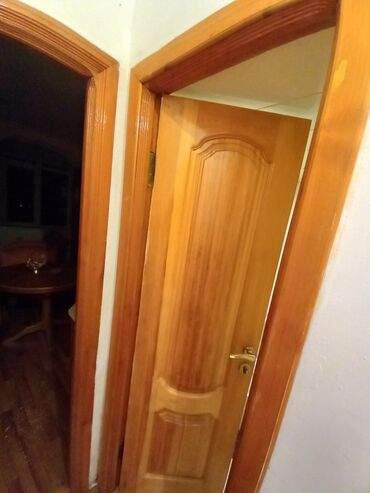 iwlenmiw otaq qapilari: 2 ədəd hamam tualet qapıları fıstıq ağacınnandı 2 günə söküləcək ölçü