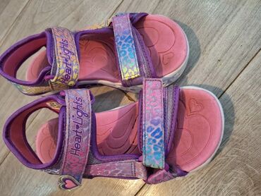 dexy co svetlece patike: Sandale, Skechers