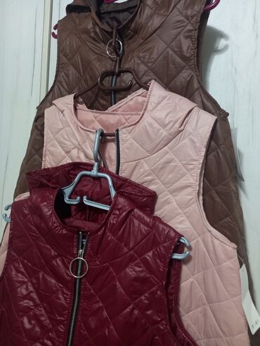 Prsluci: Ženske prošivene prsluke – dugi model - Materijal: lagani — 2