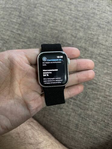 apple watch series 5 цена: Продаю Apple Watch 5 40mm Цвет silver Родной Аккумулятор 94% Есть
