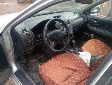 Mitsubishi: Mitsubishi Galant: 2002 г., 2.4 л, Механика, Бензин, Универсал — 7