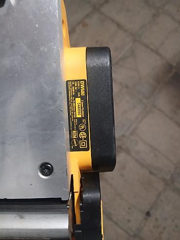 120 fbs: DEWALT DW680 elektrik rəndə - Model: DW680 (Type 4) - Güc: 7.0 A - — 2