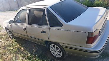 некая: Daewoo Nexia: 2006 г., Механика, Седан — 4