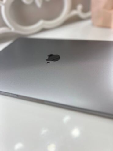 apple macbook pro: Б/у Apple MacBook, 13.1 ", Intel Core i5, 256 ГБ, Бесплатная доставка