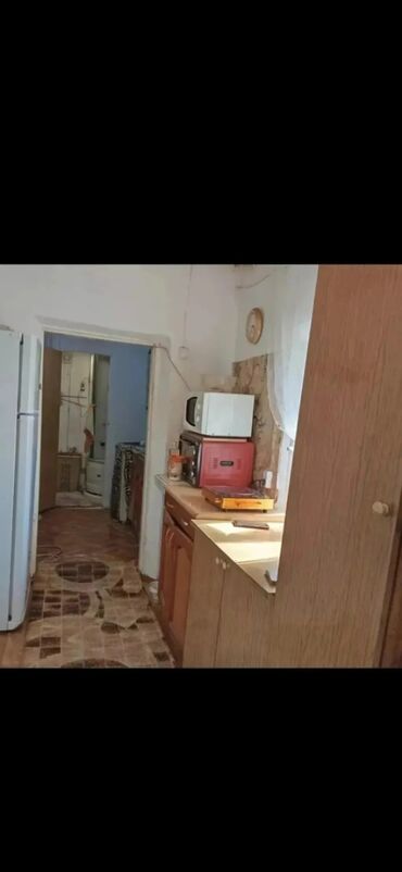 Долгосрочная аренда домов: 60 м², 3 комнаты, Парковка, Забор, огорожен