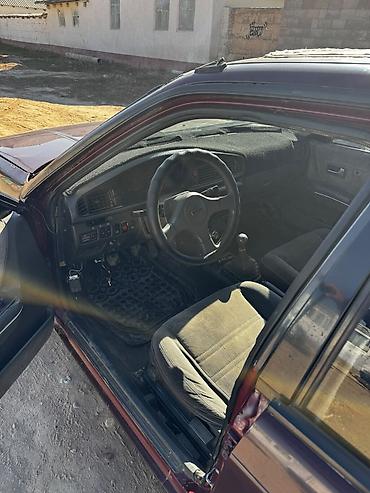 bmw 535i: Mazda 626: 1990 г., Хэтчбэк — 6