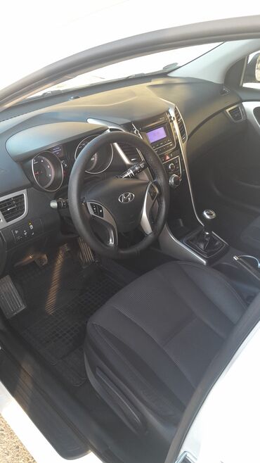 hyundai elantra запчасти: Hyundai i30: 1.6 л | 2015 г. Универсал