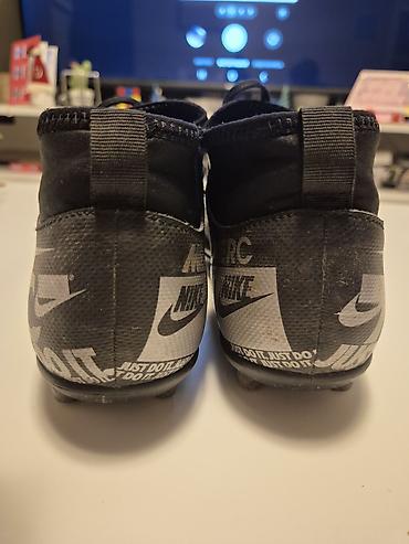 футбольные кроссы: Футбольные бутсы(сороконожки/клицы) Nike Mercurial,оригинал(серия с — 3