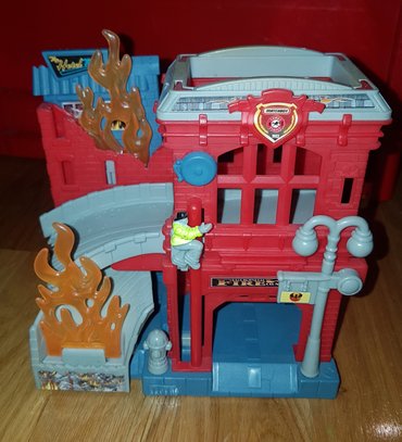 kamper za lutke: Mattel matchbox hounted castle adventure set. zamak - dvorac .Da