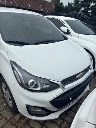 спарк 2018: Chevrolet Spark: 2018 г., 1 л, Вариатор, Бензин