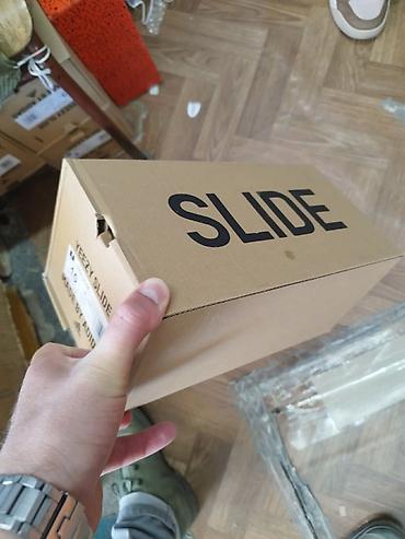 Sandale i papuče: Original Nike i Adidas jeezy slide u kutiji 3500 din. L — 10