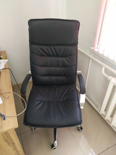 мебел кресло: Кресло руководителя, Офисное, Б/у
