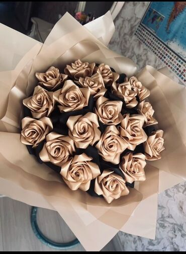 цветы из атласных лент: Үй жана бакча үчүн декор, Өзү алып кетүү, Акылуу жеткирүү