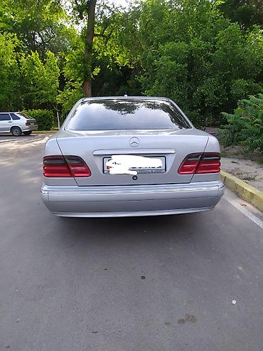 крыло ауди 100: Mercedes-Benz E-Class: 2000 г., 2.8 л, Автомат, Бензин, Седан — 3
