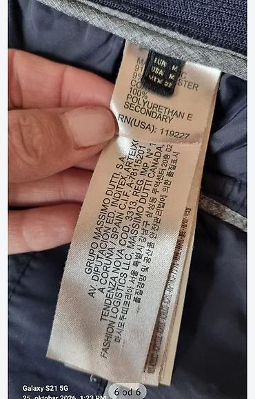 kožna jakna s: Massimo Dutti ženska štepana jakna, tamnoplava - Elegantna, lagana — 6