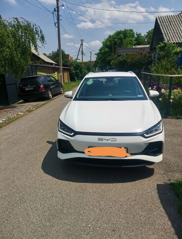 транспортные компании: Сдаю в аренду: Легковое авто, Под такси