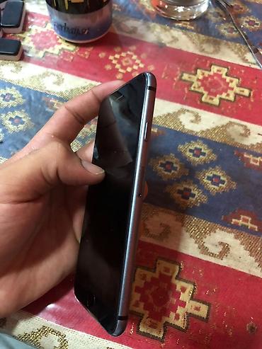 Apple iPhone: IPhone 8, Qara, Simsiz şarj — 5
