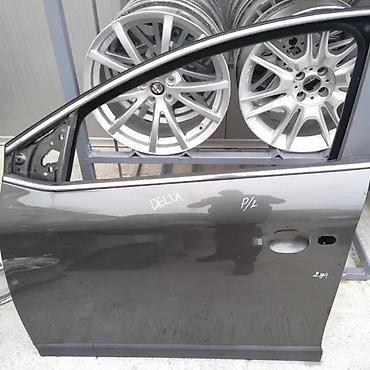 Karoserija: Lancia delta prednja leva vrata kod boje 284. Lancia delta prednja — 1